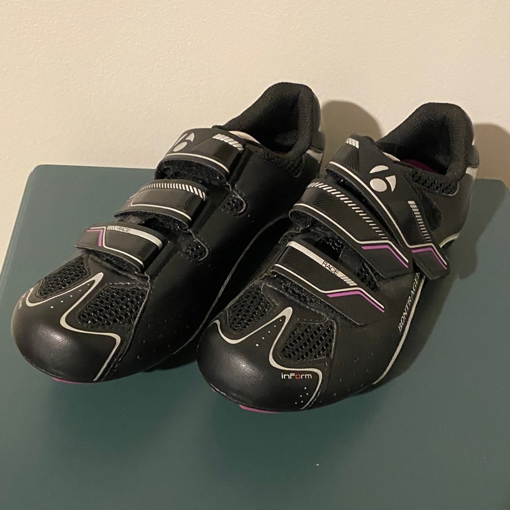 Bontrager Women's Black and Pink Spinning Shoes